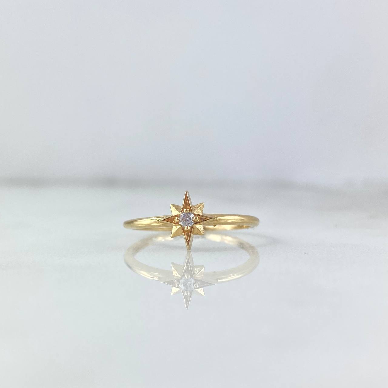 Anillo Estrella 1.6gr / T6 1/4 / Circon Blanco Oro Amarillo *