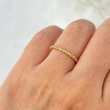 Anillo Morse 1.25gr / T7 1/2 / Circones Blancos Oro Amarillo ©