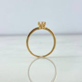 Anillo Solitario Churumbela Flor 1.65gr / T4 3/4 / Circones Blancos Oro Amarillo