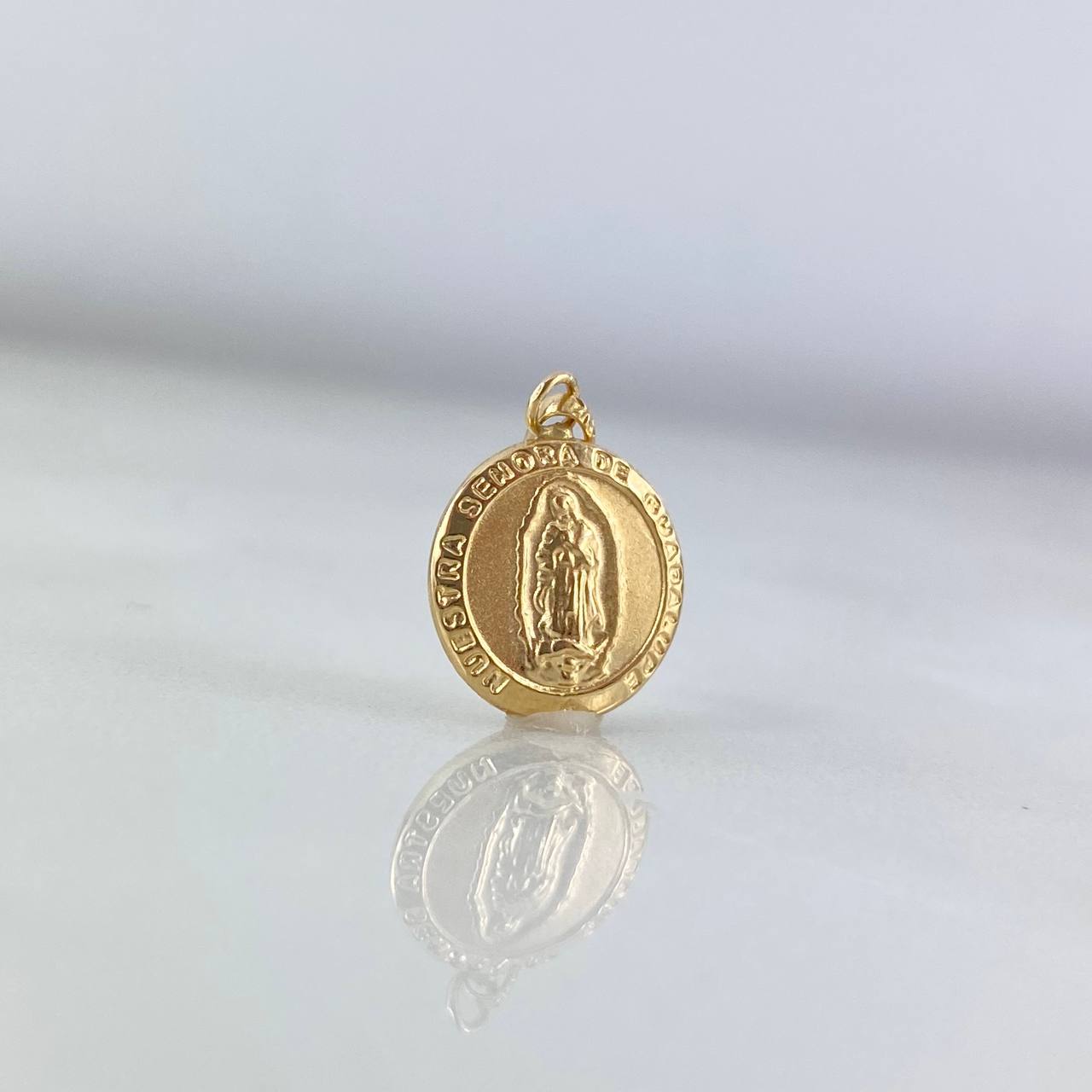 Dije Virgen Guadalupe 0.6gr / 2cm / Circular Oro Amarillo