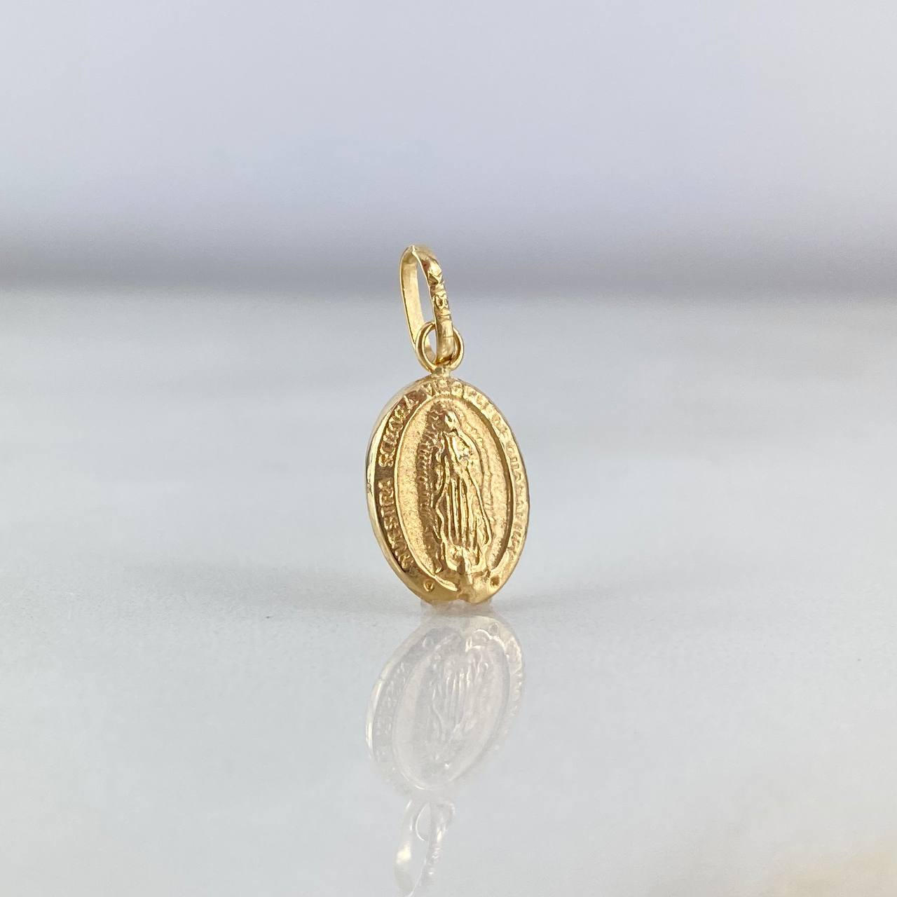 Dije Virgen Guadalupe 0.5gr / 2cm / Oro Amarillo ©