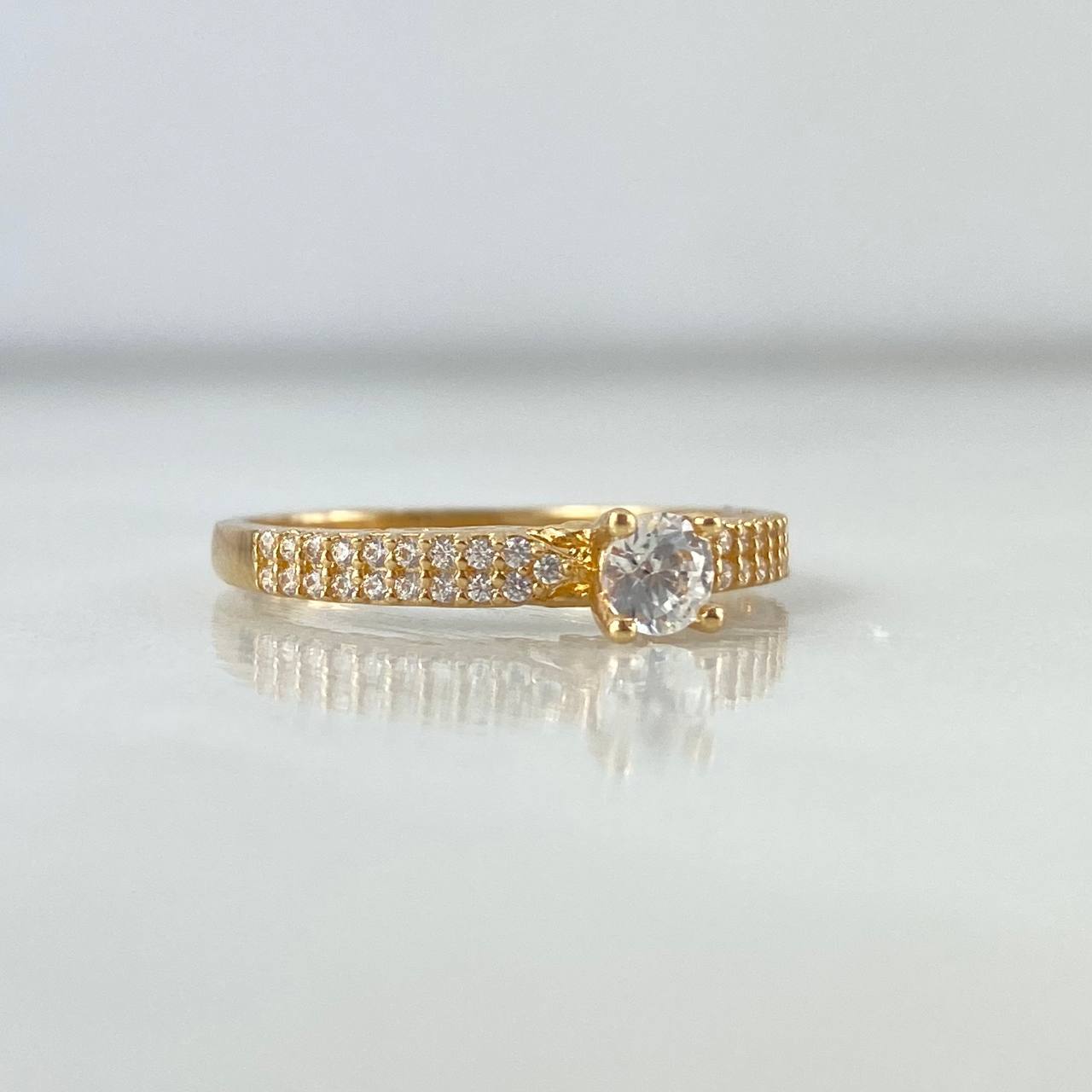 Anillo Solitario Filigrama 2.15gr / T7 1/2 / Circones Blancos Oro Amarillo