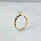 Anillo Solitario Churumbela 2.05gr / T6 1/2 / Curvo Circones Blancos Oro Amarillo