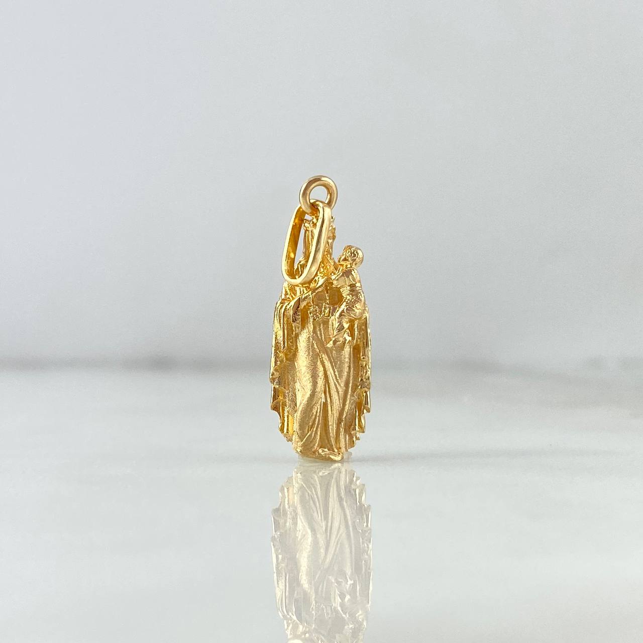 Dije Virgen con el Niño 2.1gr / 2.9cm / Oro Amarillo