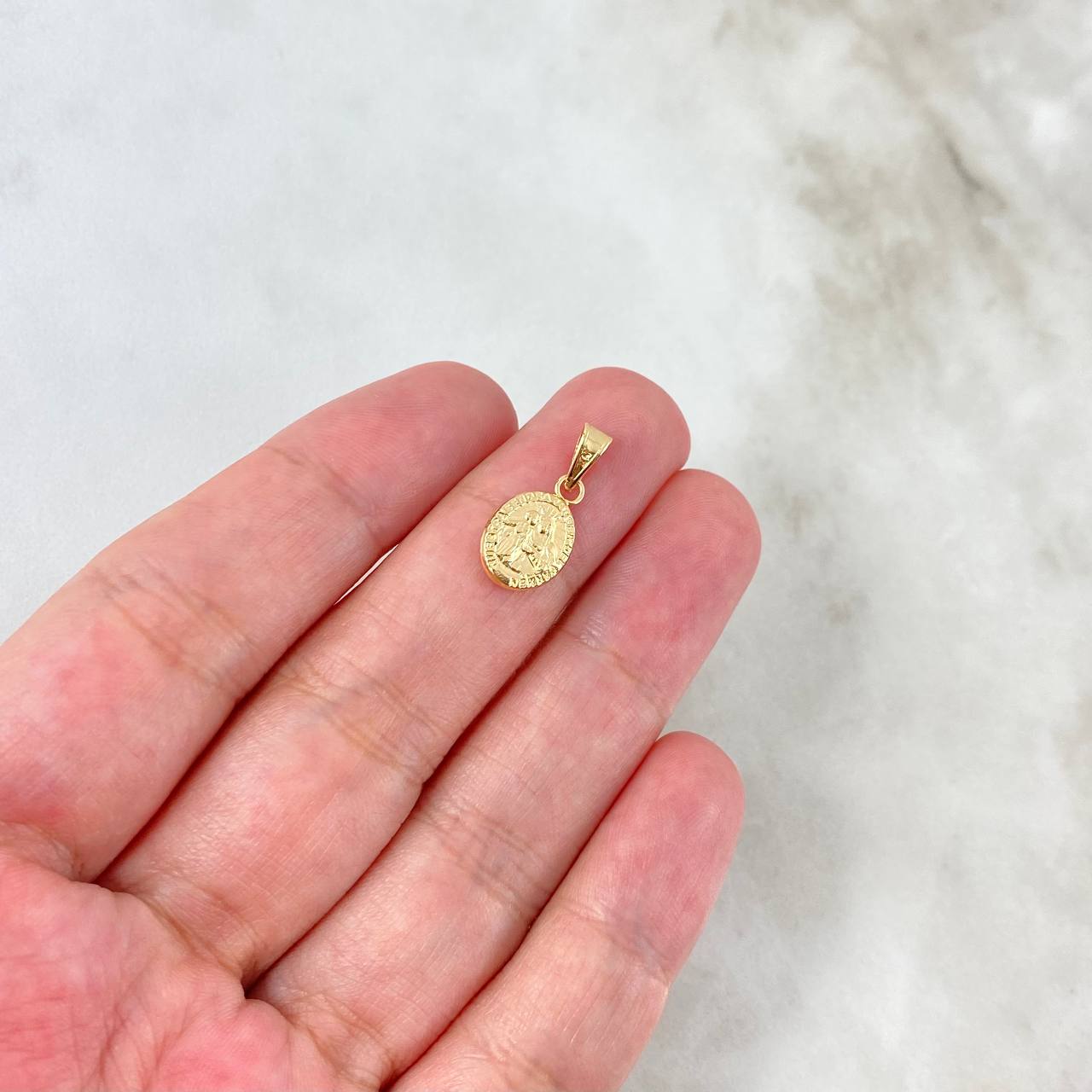 Dije Virgen del Carmen 0.45gr / 1.8cm / Oro Amarillo