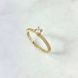 Anillo Solitario Churumbela 1.85gr / T7 1/4 / Circones Blancos Oro Amarillo