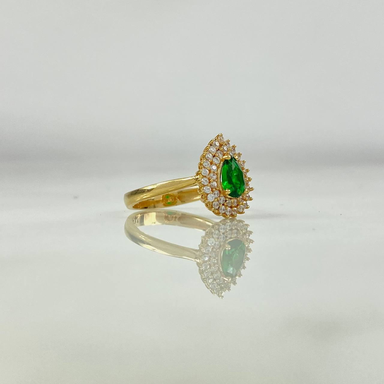 Anillo 3.8gr T7 Circon Verde Circones Blancos Oro Amarillo