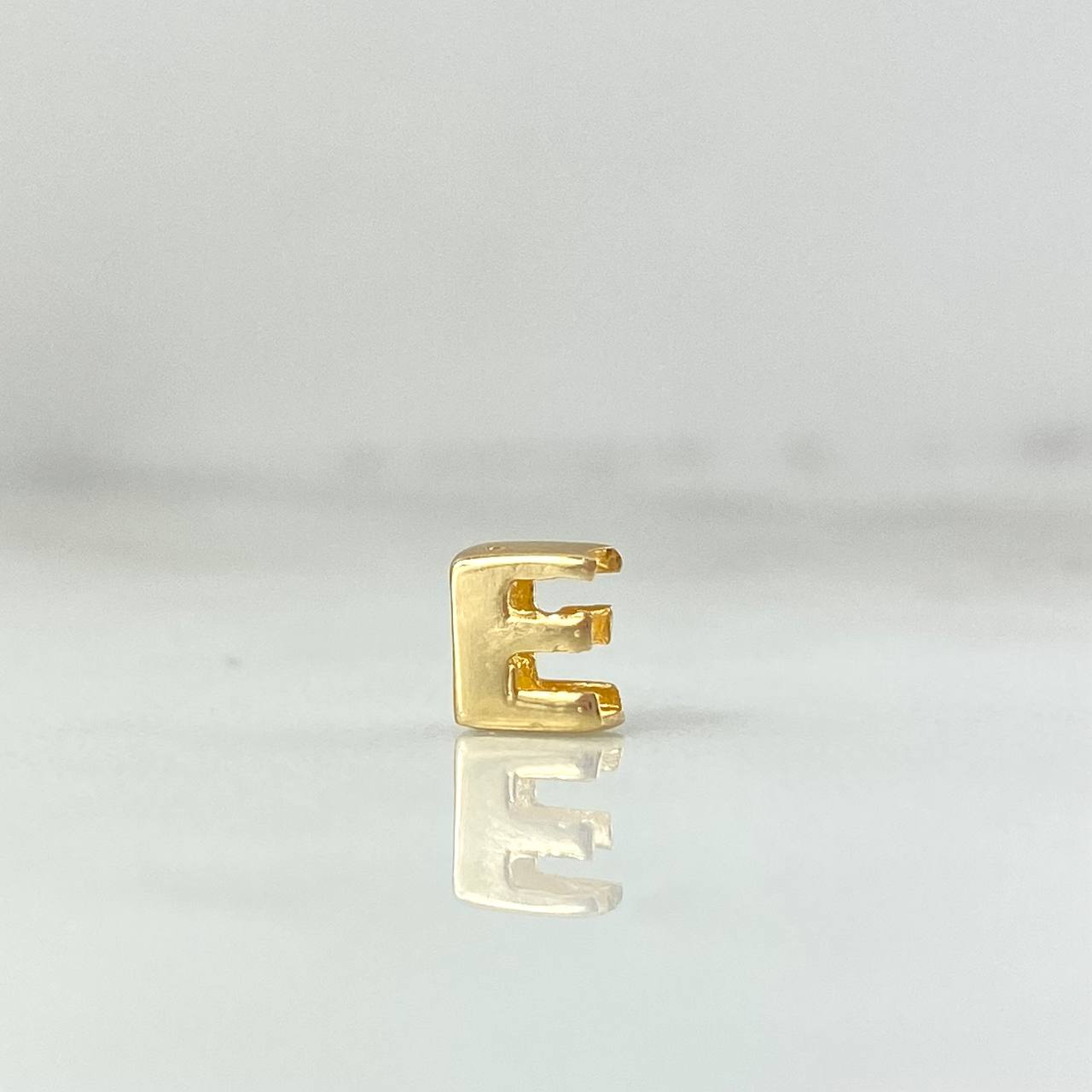 Herraje Letra E 0.4gr / 6mm Tambor Oro Amarillo 18K