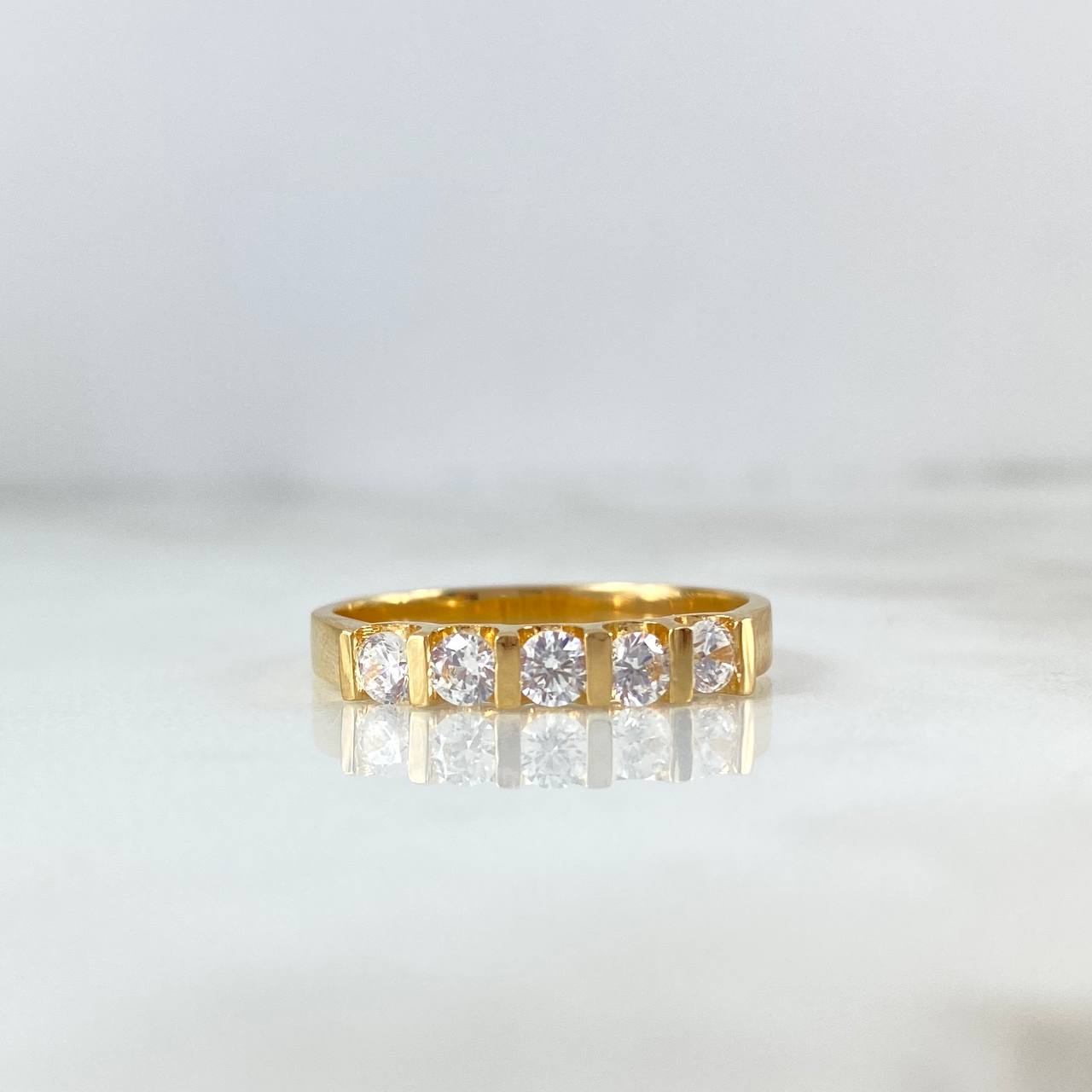 Anillo Curvas 3.2gr / T8 3/4 / Circones Blancos Oro Amarillo ©