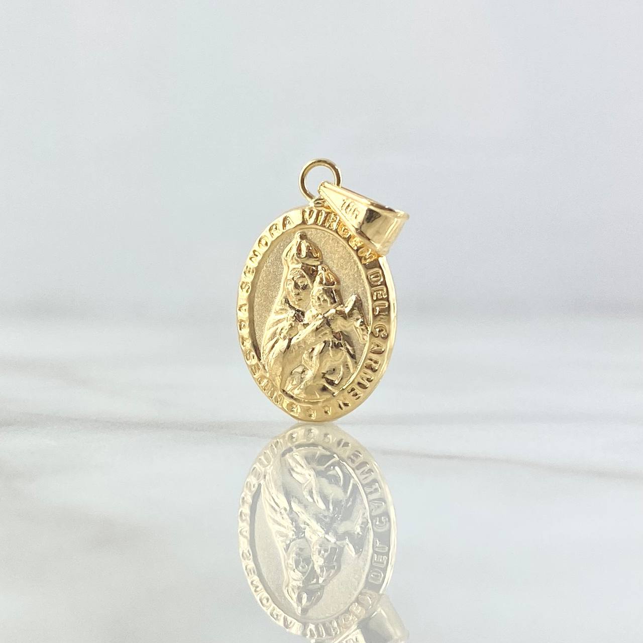 Dije Virgen Del Carmen 1.9gr / 3.3cm / Ovalo Bordeado Oro Amarillo 18K *