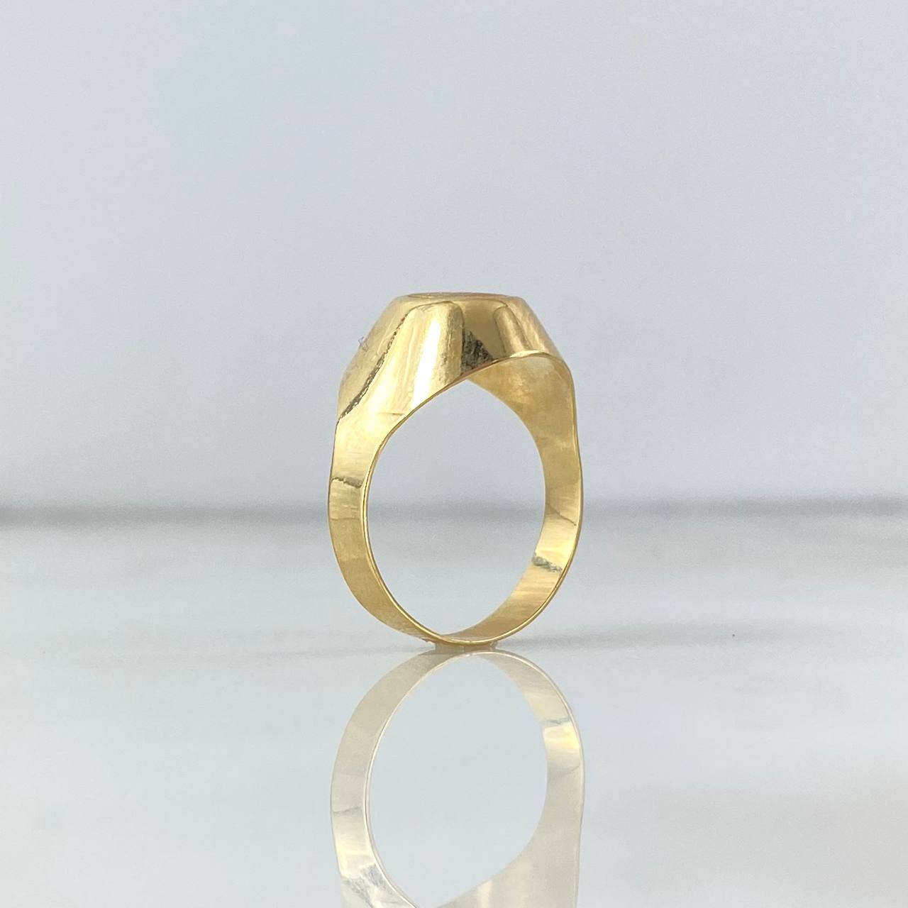 Anillo Sello Ovalo 1.75gr / T5 1/4 / Tres Oros