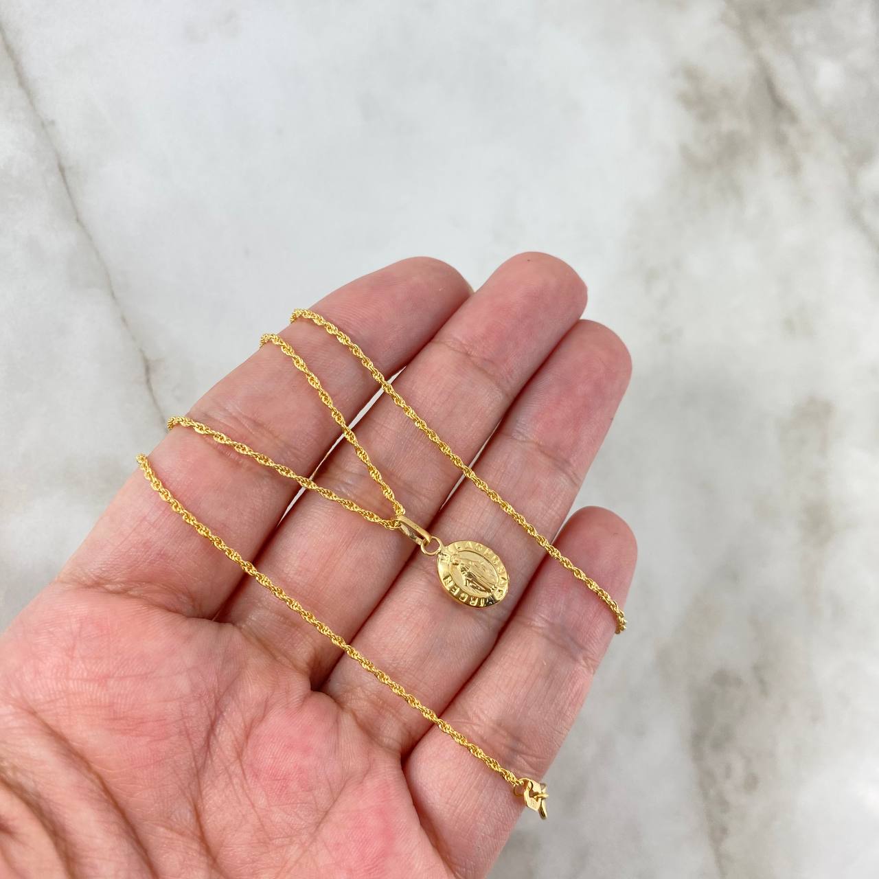 Cadena Lazo 1.1gr / 50cm + Dije Virgen Milagrosa 0.45gr / 1.6cm Oro Amarillo (Oferta)