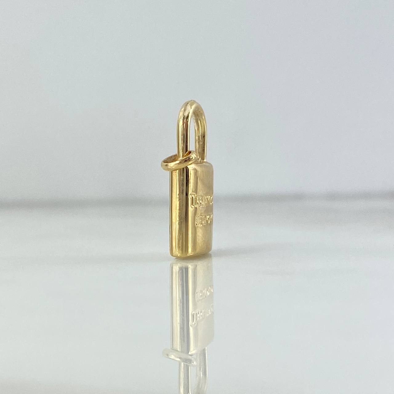 Dije Candado 1.5gr / 2.3cm / Troquelado Oro Amarillo