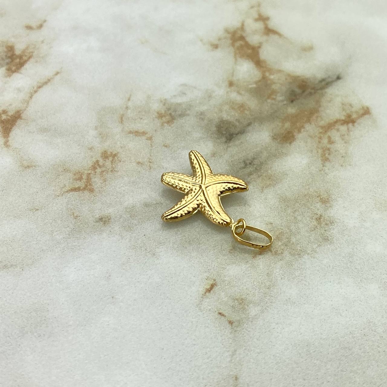 Dije Estrella De Mar 0.9gr / 2.4cm Troquelado Oro Amarillo