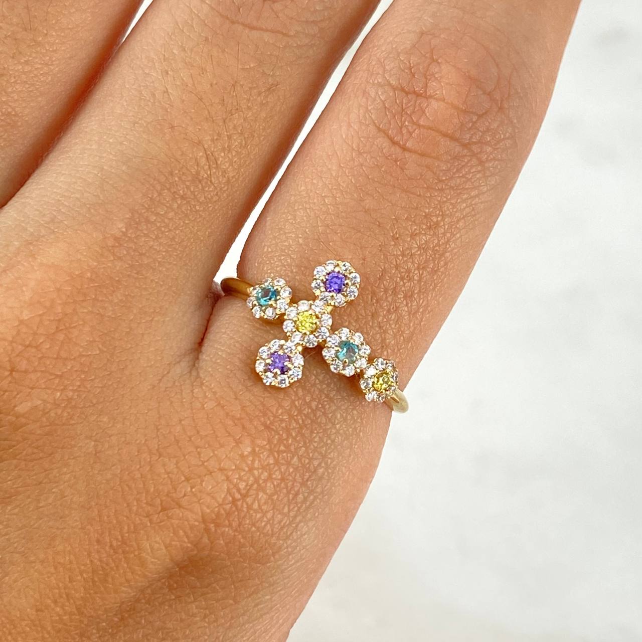 Anillo Cruz Tupida 2gr / T7 1/2 / Circones Blancos Celestes Lilas Amarilos Oro Amarillo