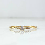 Anillo Solitario Circulos 1.05gr / T7 1/2 / Circones Blancos Oro Amarillo