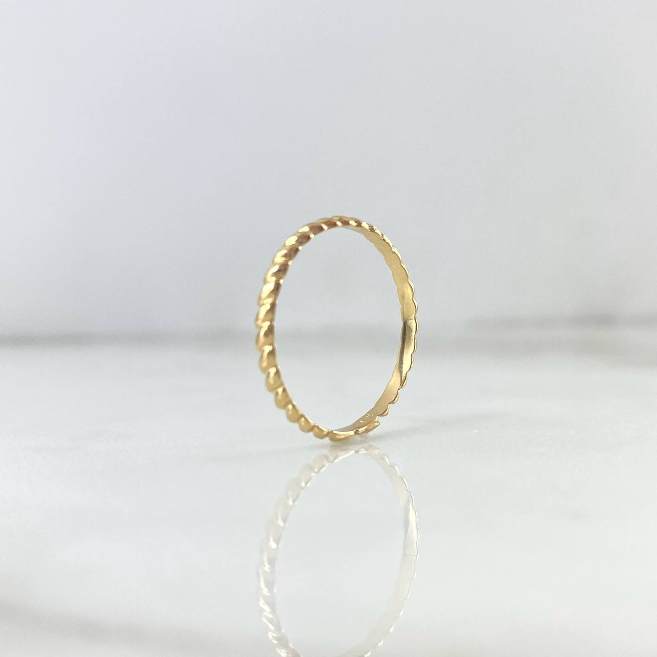 Anillo Lazo 1.05gr / T7 1/4 / Oro Amarillo *