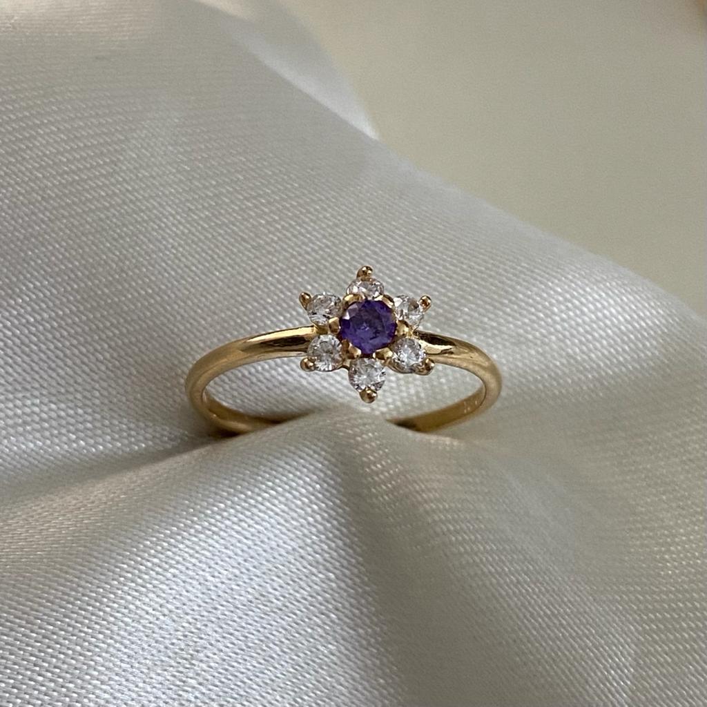 Anillo Flor 1.6gr-T6 1/4 Circones Violeta Blancos Oro Amarillo