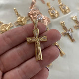 Dije Cristo 5.55gr/3.8cm Circones Blancos Oro Amarillo