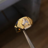 Anillo Caballo Herradura 3.8gr T10 Mate Dos Oros Amarillo Blanco