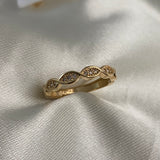 Anillo T5 3/4 - 2.65gr Oro Amarillo Circones Blancos