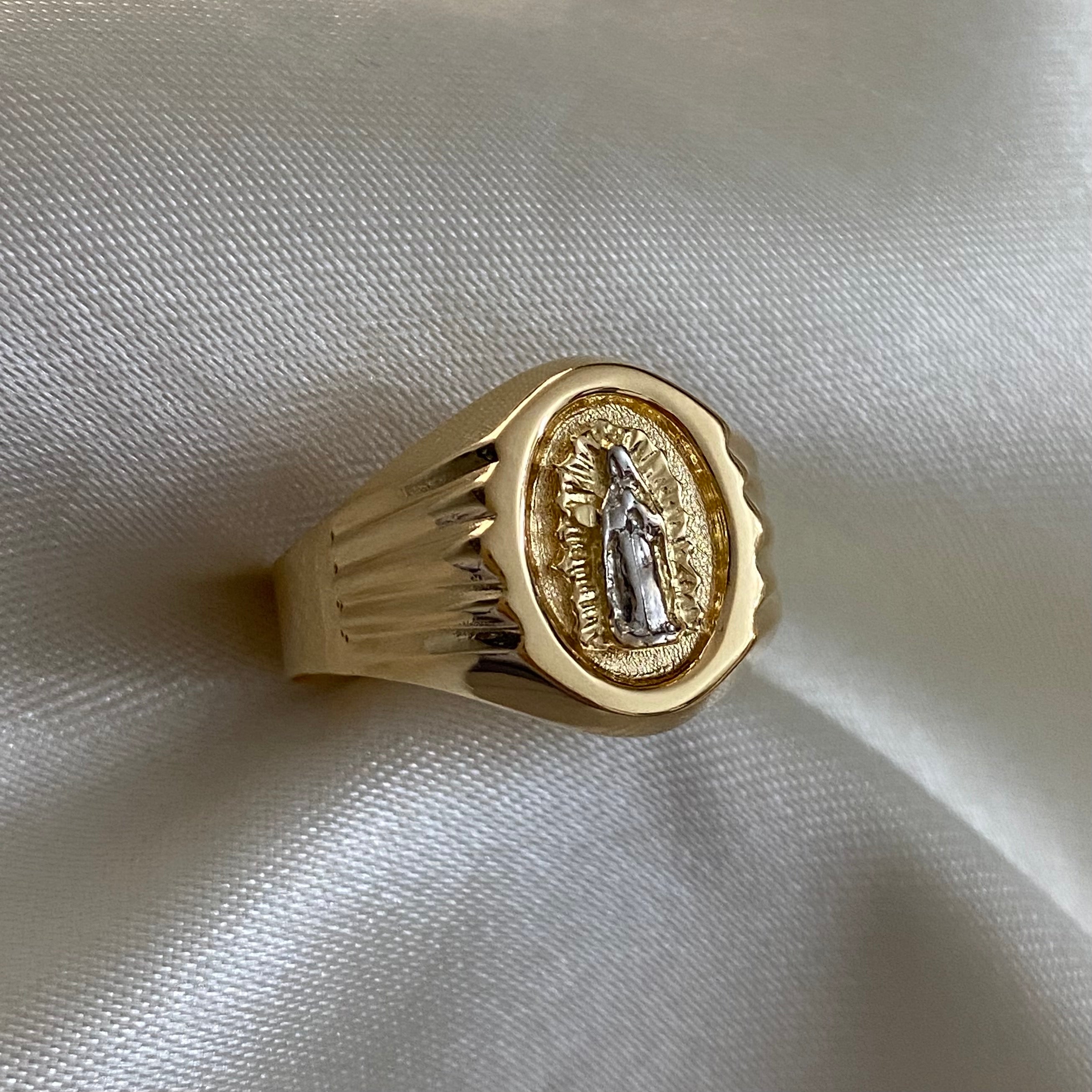 Anillo Virgen Guadalupe 3.45gr-T10 1/2 Dos Oros Amarillo Blanco