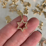 Dije Estrella 1.7gr/2.5cm Circones Blancos Oro Amarillo