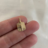 Dije Cristo 0.85gr Oro Amarillo Diamantado Placa