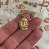 Dije Virgen Milagrosa 1.65gr/2.5cm Diamantado Oro Amarillo*