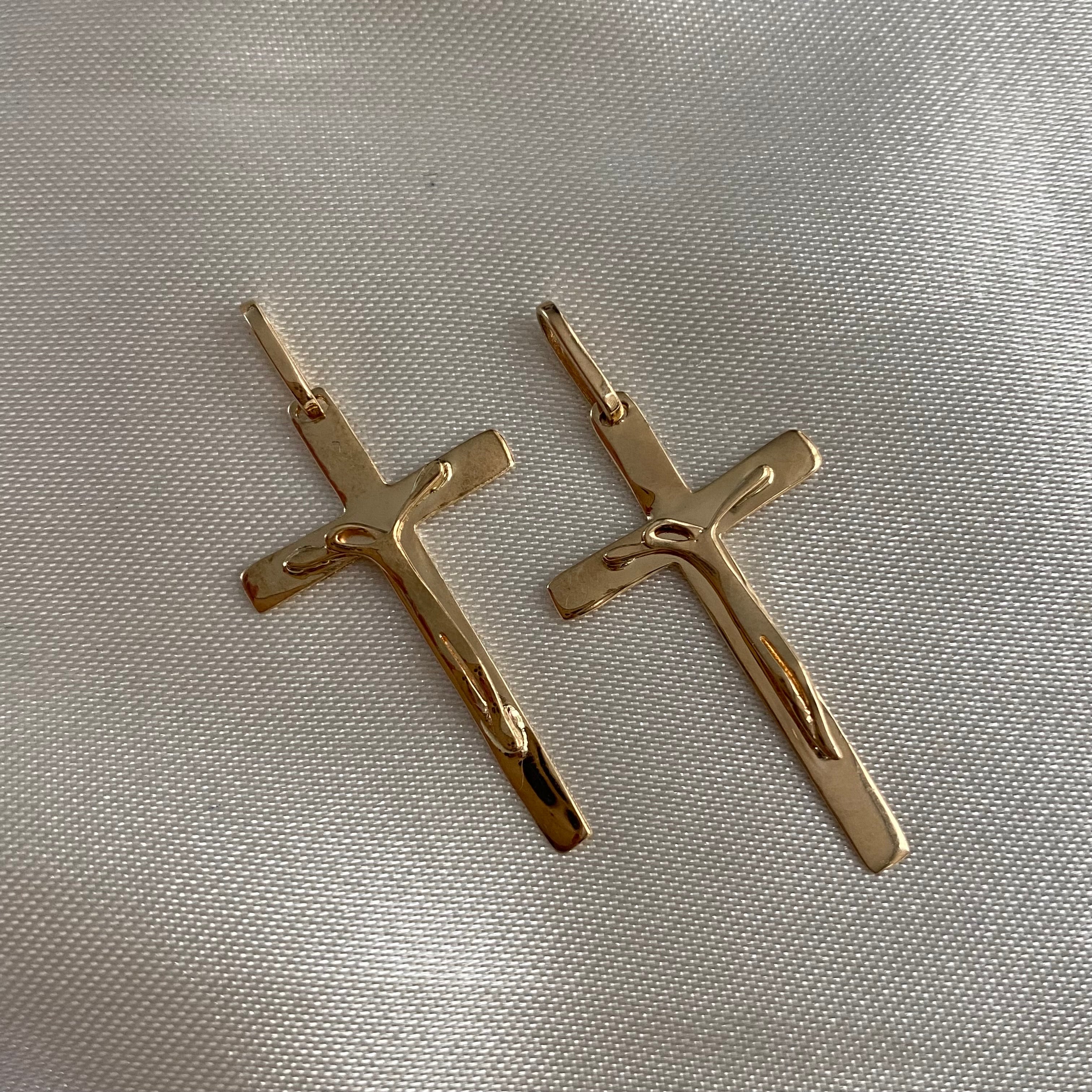 Dije Cristo 1.9gr/3.9cm Cruz Oro Amarillo*