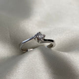 Anillo 4.1gr- T8 1/4 Solitario Diamante 15pts Oro Blanco*