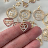 Dije Corazon CC 1.0gr/1.8cm Circones Blancos Oro Amarillo*