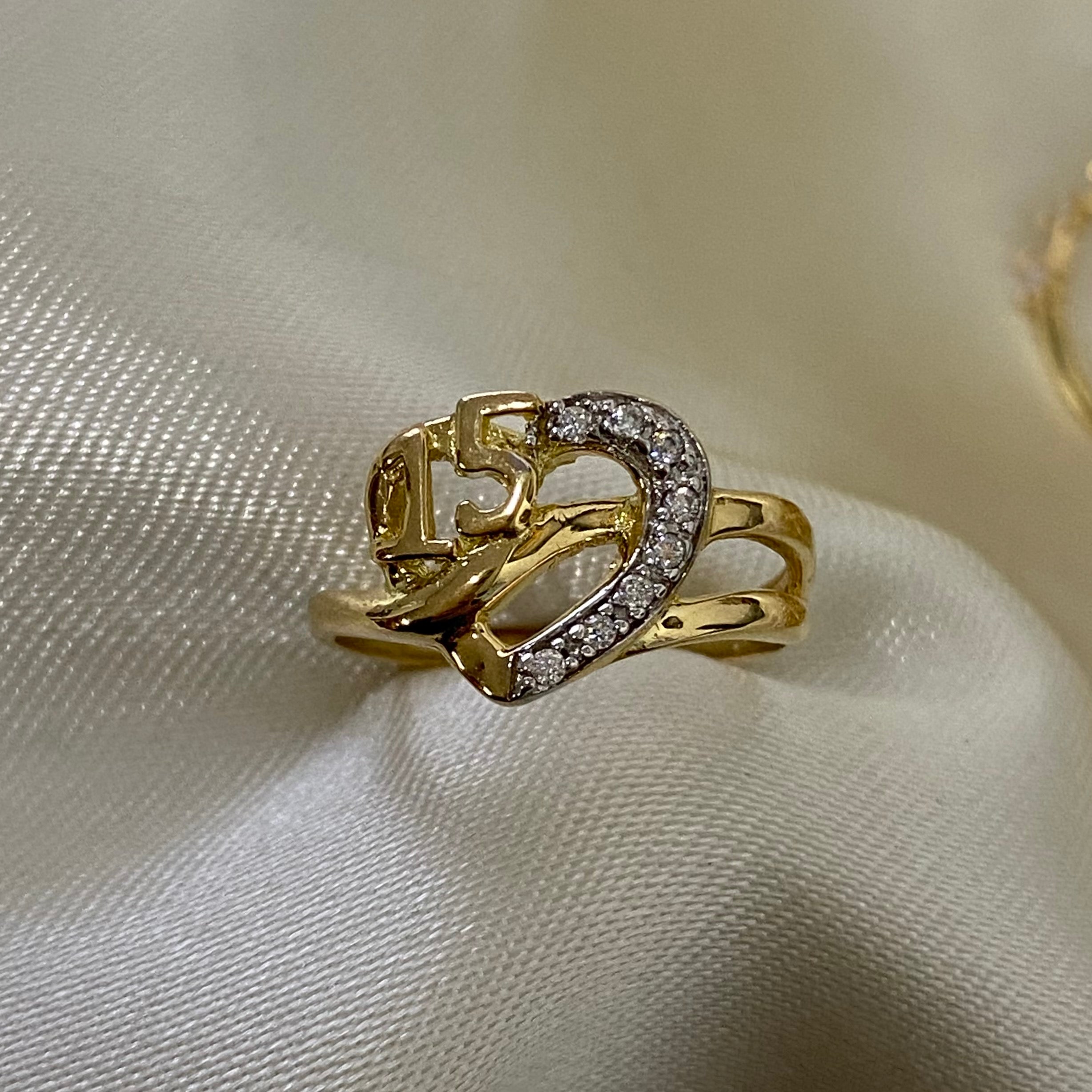 Anillo 15s 2.25gr - T7 Corazon Circones Blancos Oro Amarillo