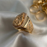 Anillo Virgen Del Carmen 14.25gr- T10 Circones Blancos Oro Amarillo