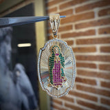 Dije Virgen Guadalupe 18.6gr/6.7cm Circon Verde Oro Amarillo