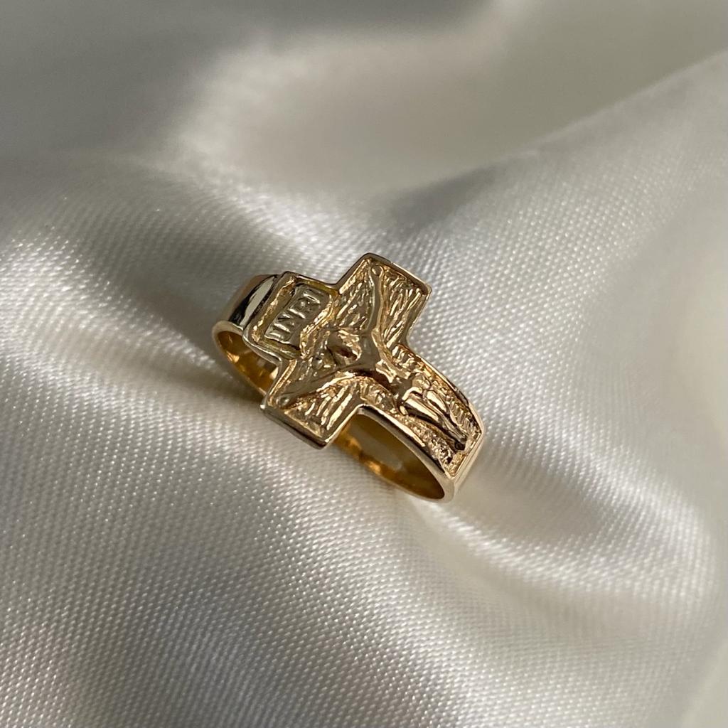 Anillo Cristo INRI 3.4gr-T9 3/4 Texturizado Oro Amarillo*