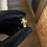 Dije Cristo Cruz Diamantada 0.8gr / 2.4cm Oro Amarillo