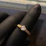 Solitario  2.95gr / T7 1/2 Anillo Circones Blancos Oro Amarillo