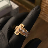 Anillo Cruz Cristo 13.65gr T10 Texturizado Tres Oros*