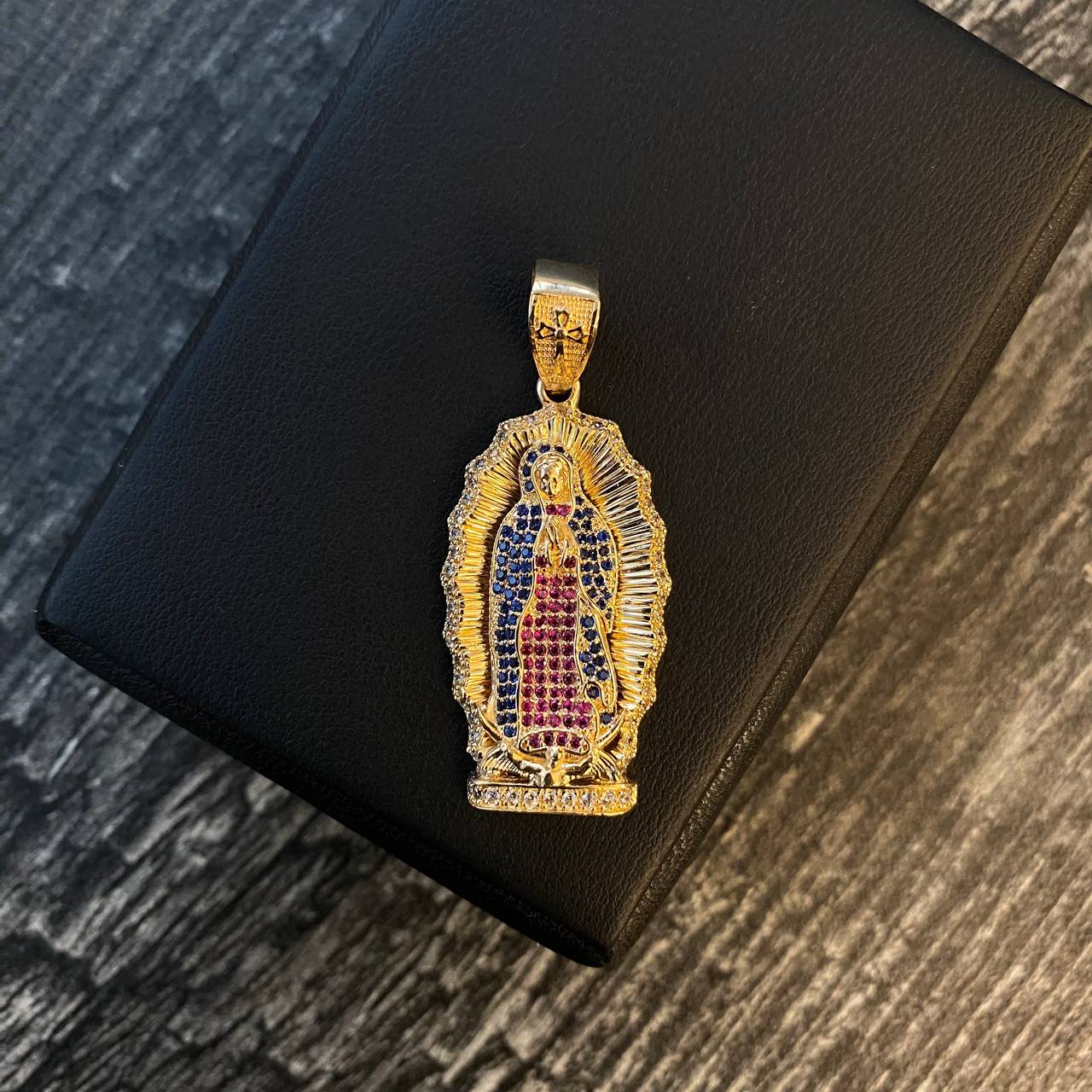 Dije Virgen Guadalupe 9.75gr / 4.7cm Circones Azules Fucsias Blancos Oro Amarillo