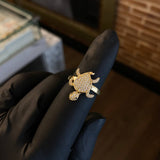 Anillo Tortuga Articulada 3.3gr T5 3/4 Circones Blancos Negros Oro Amarillo