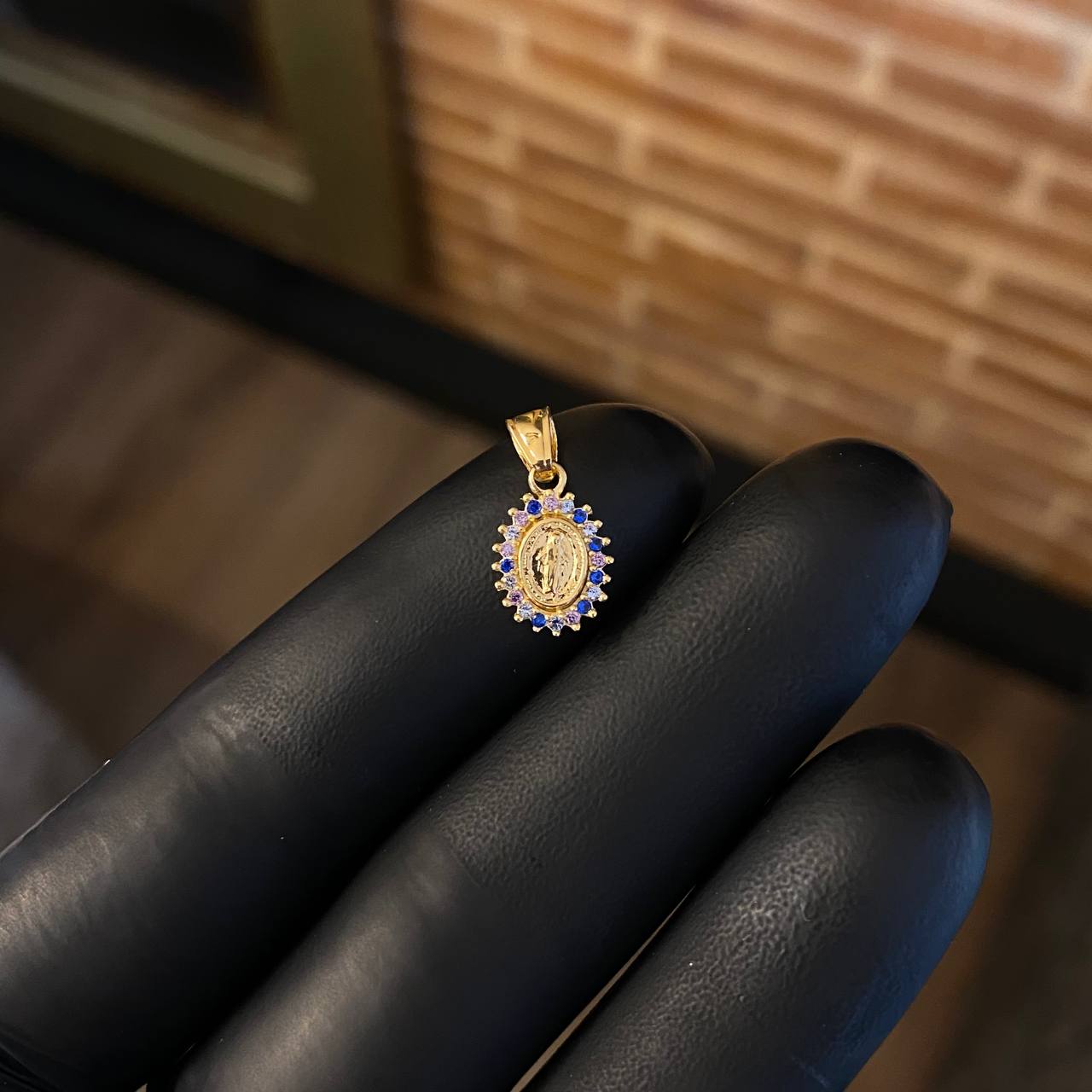 Dije Virgen Milagrosa 0.6gr / 1.5cm Circones Celestes Azules Oro Amarillo